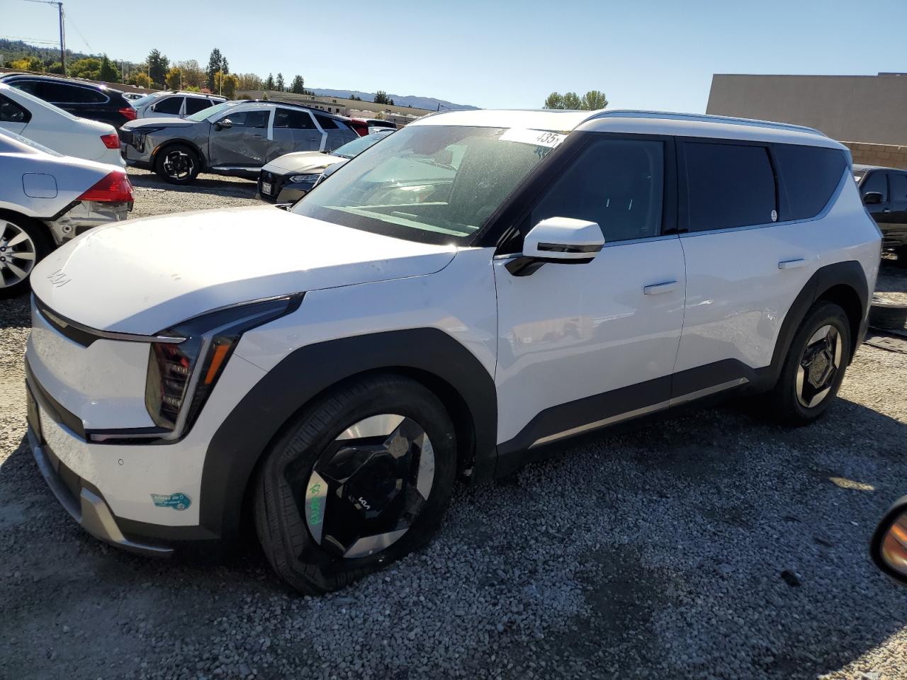 2025 Kia EV9 Wind, VIN 5XYAFFS59SG001031 — Auction photo