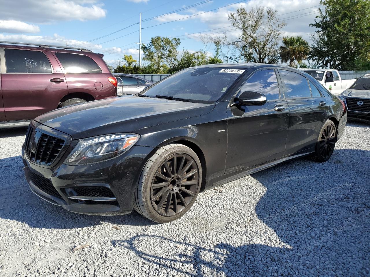 2015 Mercedes-Benz S 550, VIN WDDUG8CB9FA095529 — Rear end