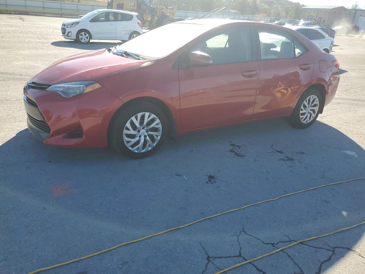 2019 Toyota Corolla LE, VIN 2T1BURHE9KC198538 — Side