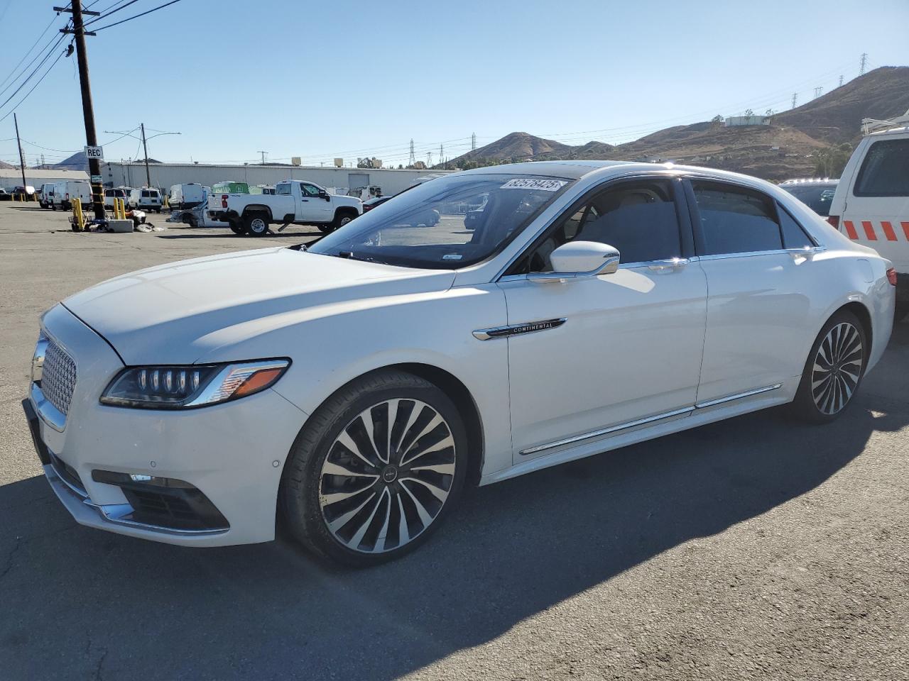 2018 Lincoln Continental Black Label, VIN 1LN6L9BC7J5606392 — Interior fire
