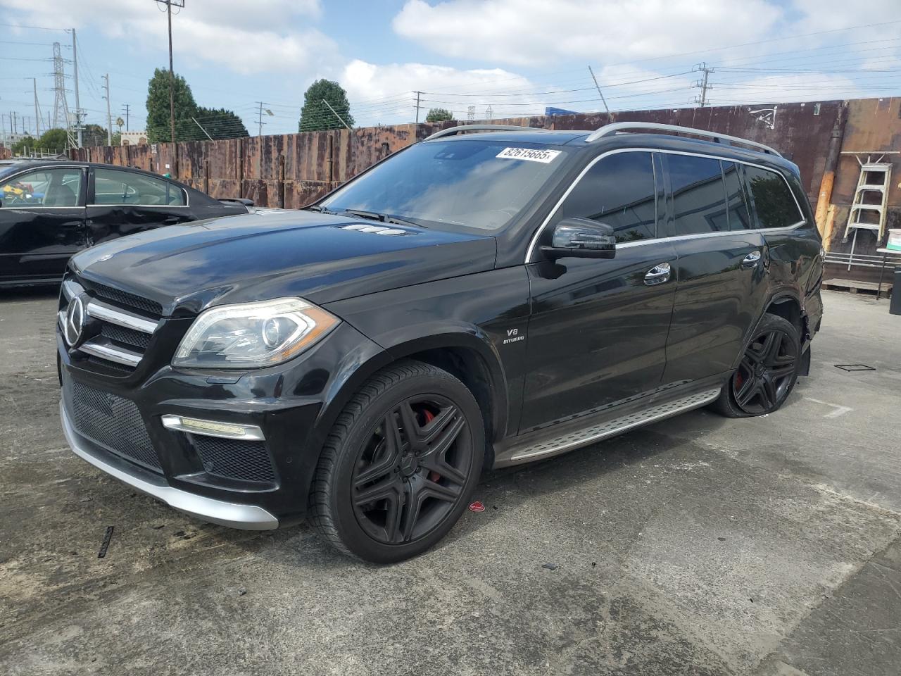 2015 Mercedes-Benz GL 63 AMG, VIN 4JGDF7EE9FA445980 — Side