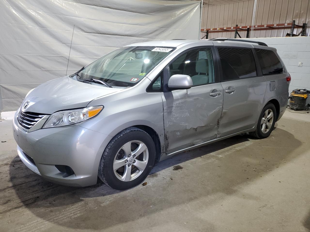 2011 Toyota Sienna LE, VIN 5TDKK3DC3BS007629 — Side