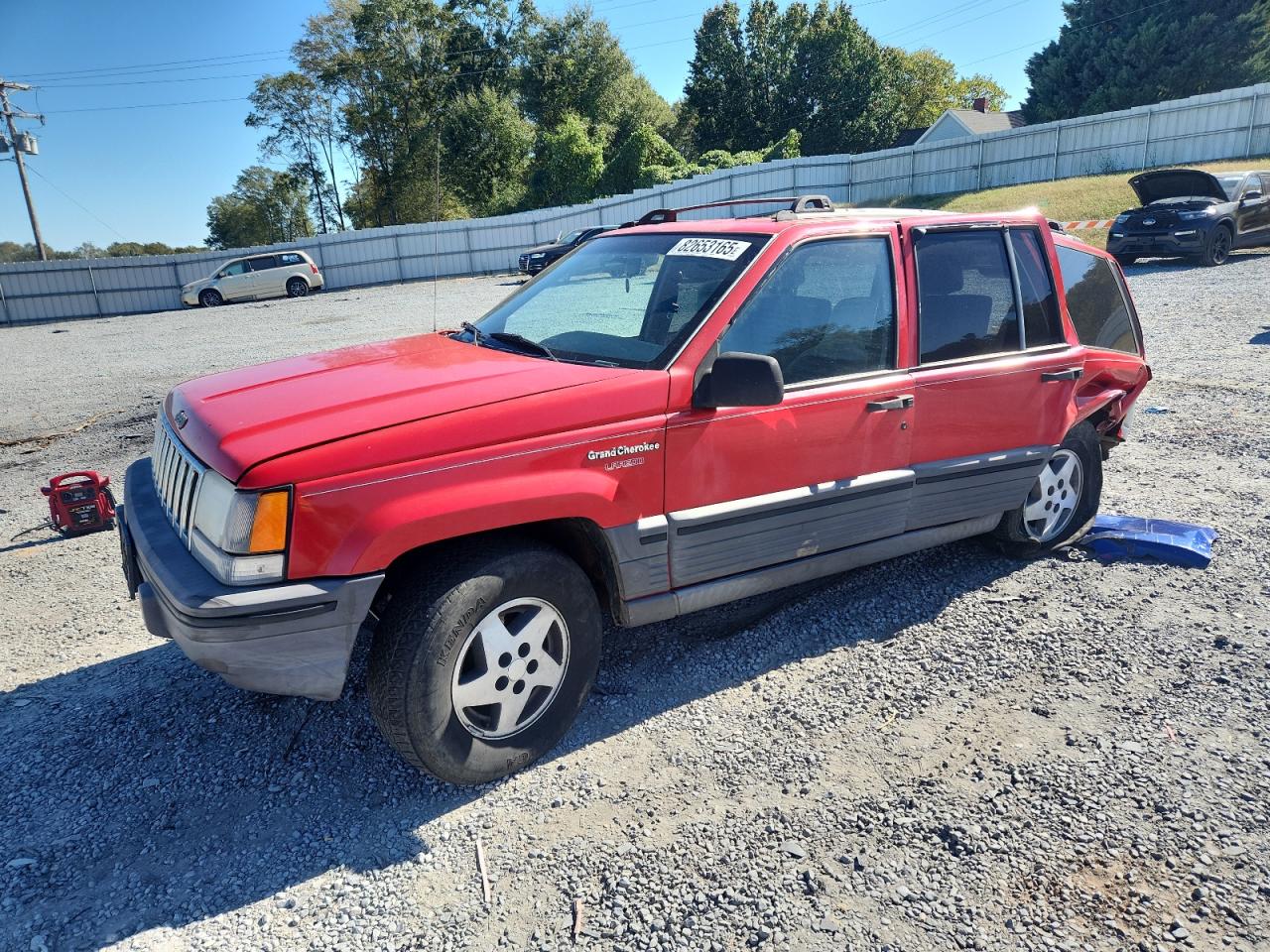 1995 Jeep Grand Cherokee Laredo, VIN 1J4GZ58Y3SC750824 — Rear end