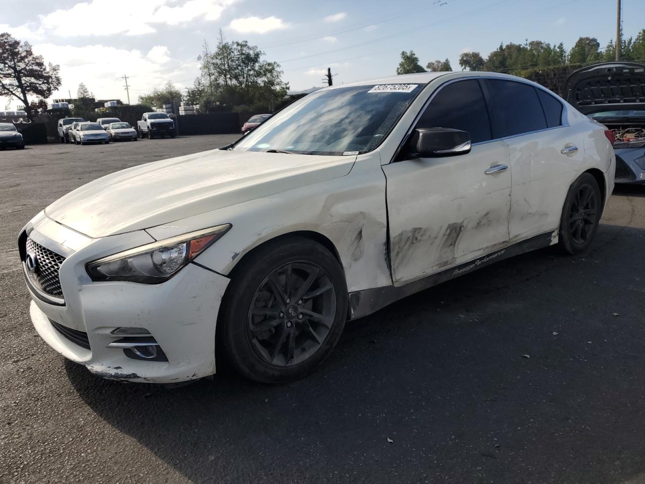 2015 Infiniti Q50 Hybrid Premium, VIN JN1AV7AP5FM790734 — Auction photo
