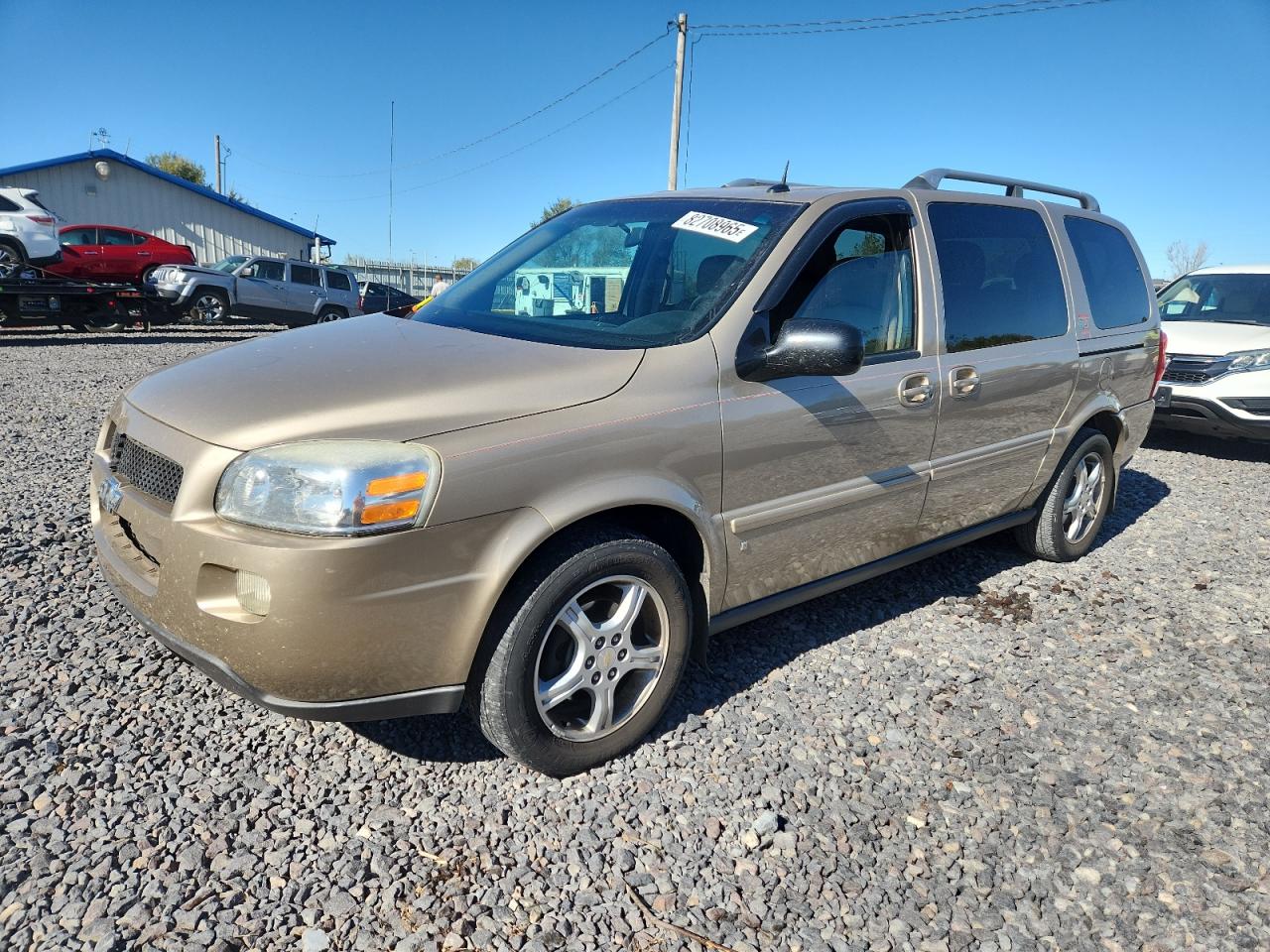 2006 Chevrolet Uplander 2LT, VIN 1GNDV33L96D136792 — Front end