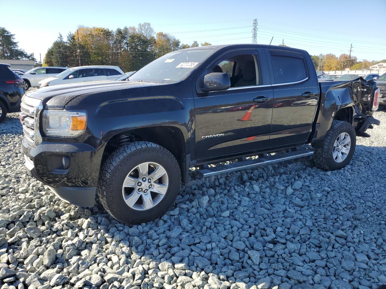 2015 GMC Canyon 4WD SLE, VIN 1GTG6BE30F1172351 — Rear end