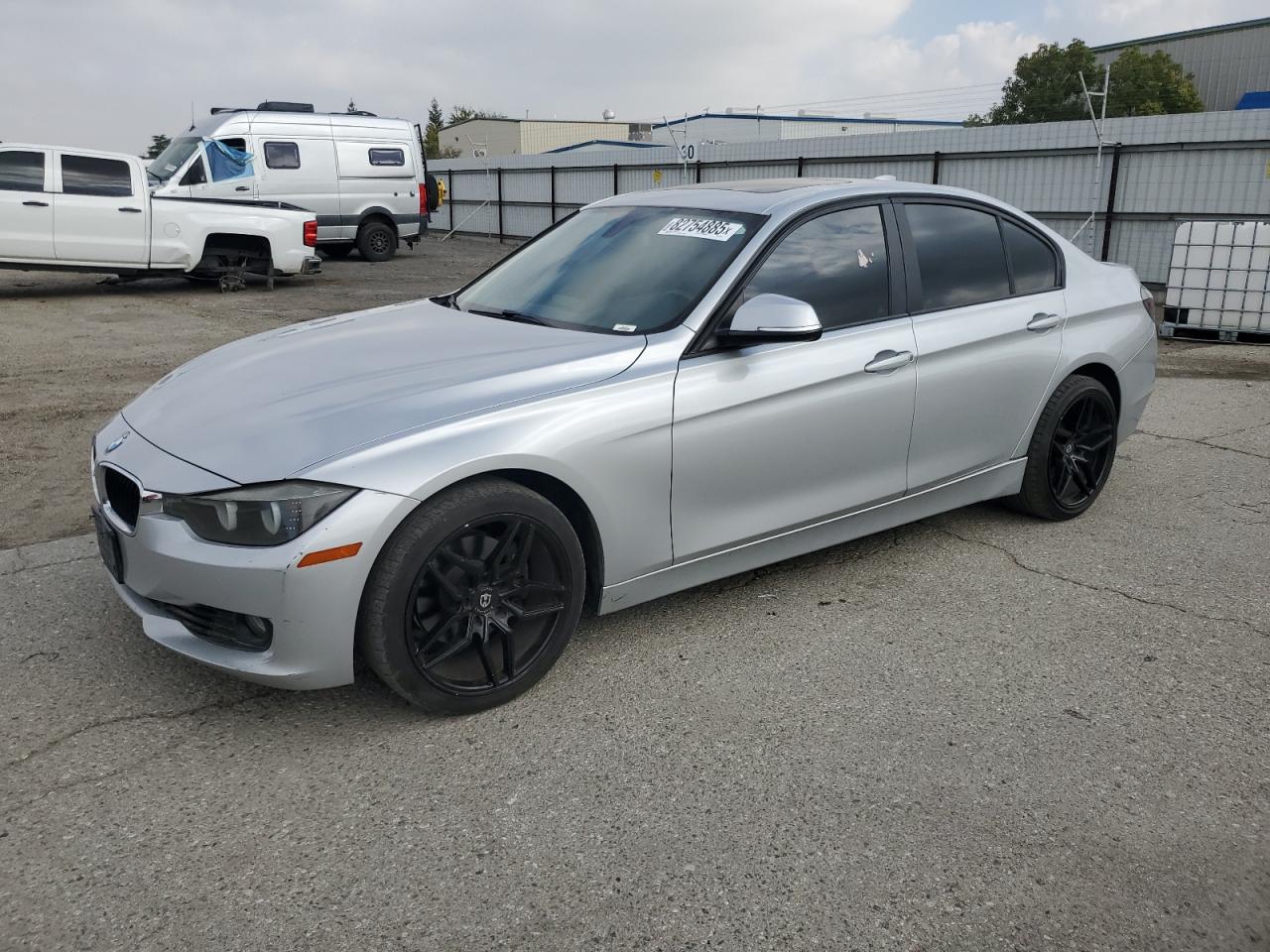 2013 BMW 3 Series 328i, VIN WBA3C1C5XDF444150 — Minor dents and scratches