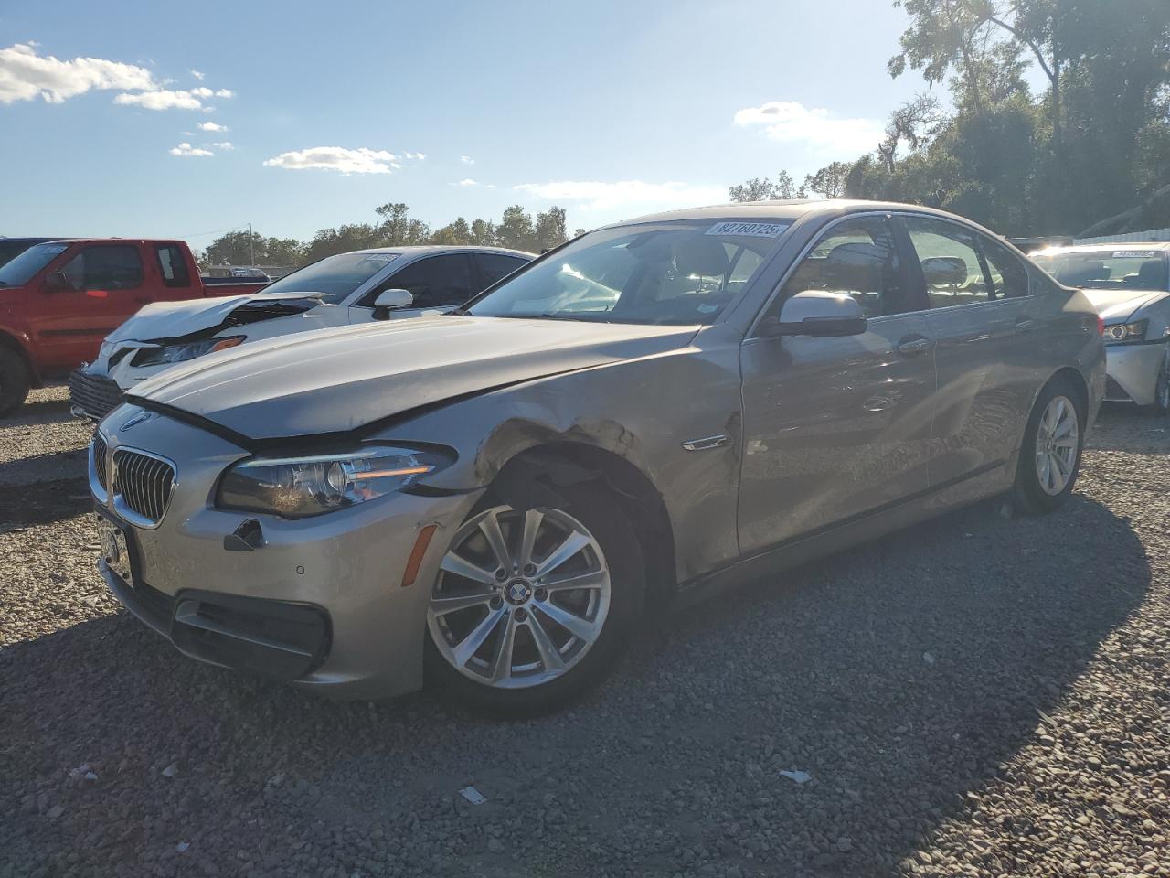 2014 BMW 5 Series 528i xDrive, VIN WBA5A7C50ED613509 — Front end