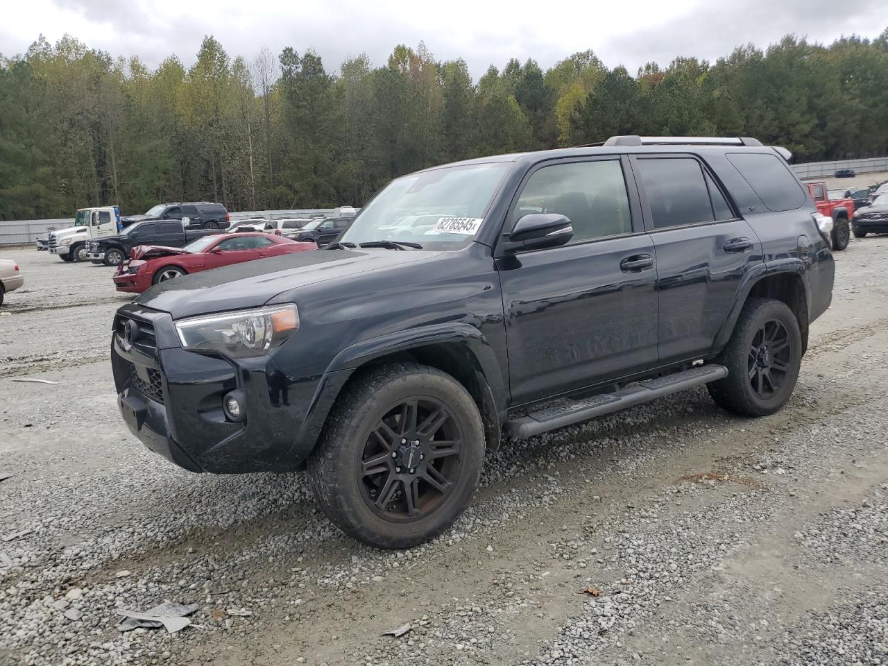 2021 Toyota 4Runner SR5 Premium, VIN JTENU5JR1M5857355 — Front end