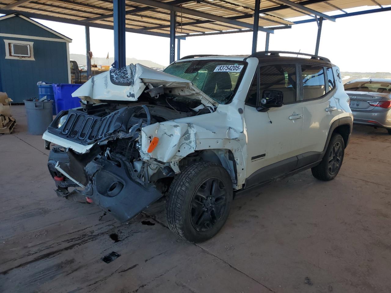 2017 Jeep Renegade Deserthawk, VIN ZACCJBCB2HPE85475 — Front end