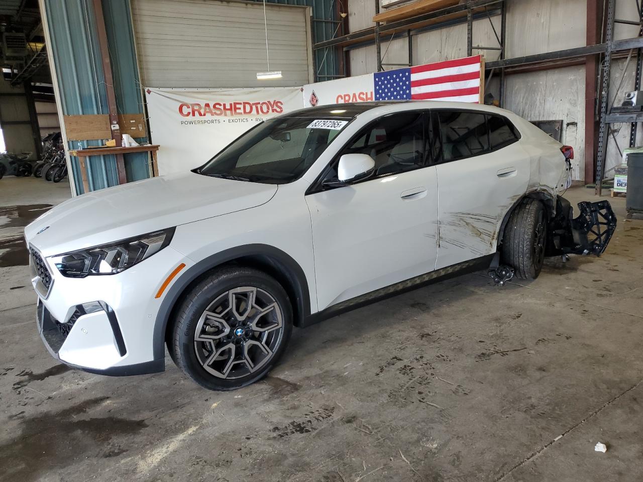 2024 BMW X2 xDrive28i, VIN WBX63GM01R5Y53188 — Днище