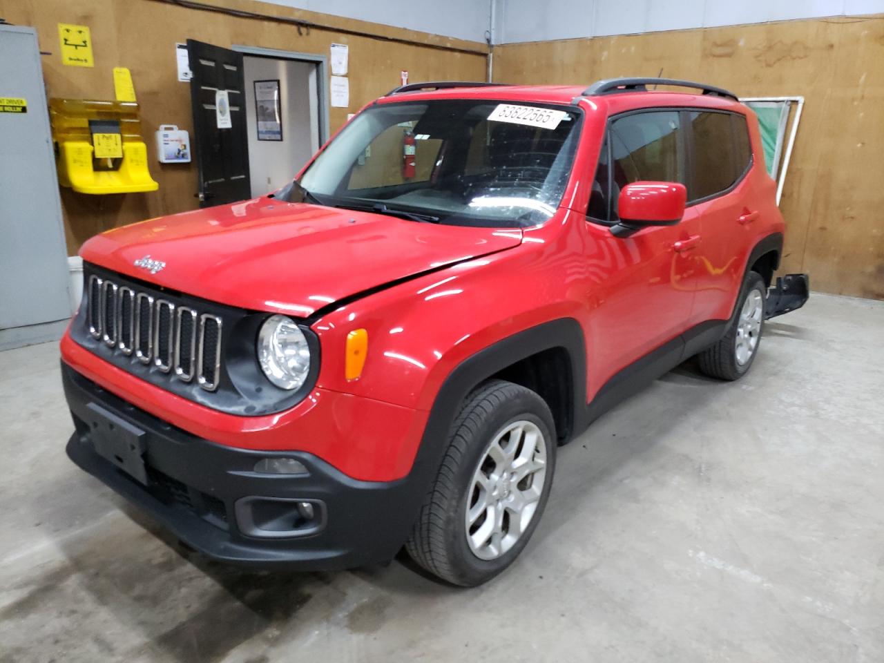 2017 Jeep Renegade Altitude, VIN ZACCJBBB6HPE61715 — Зад
