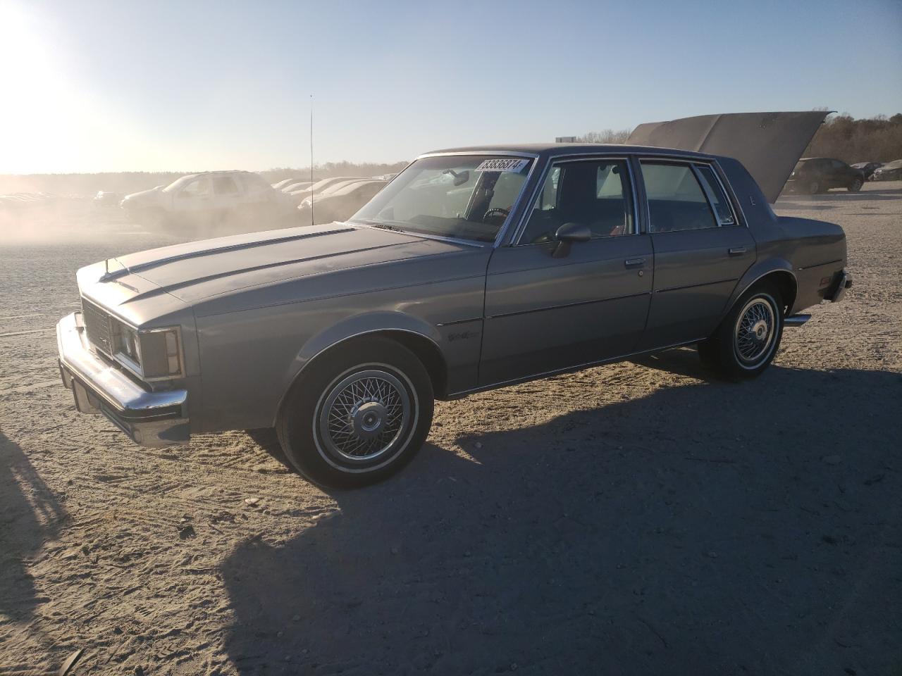 1983 Oldsmobile Cutlass Supreme, VIN 1G3AR69A9DM427751 — По всему кузову