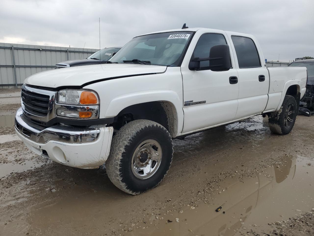 2007 GMC Sierra 2500HD SLT, VIN 1GTHK23D97F184496 — Frame damage