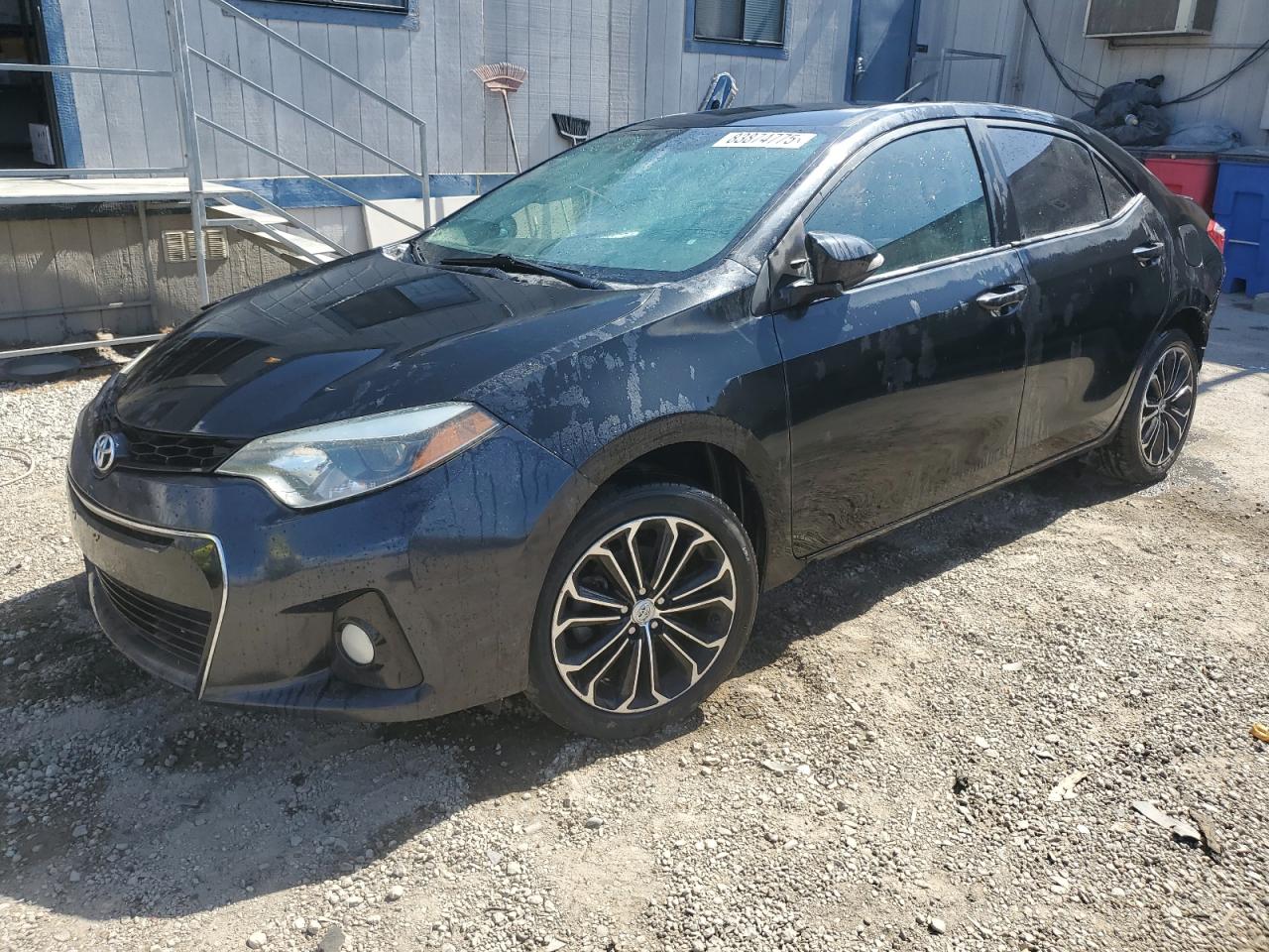 2015 Toyota Corolla LE, VIN 5YFBURHE1FP300887 — Rear end