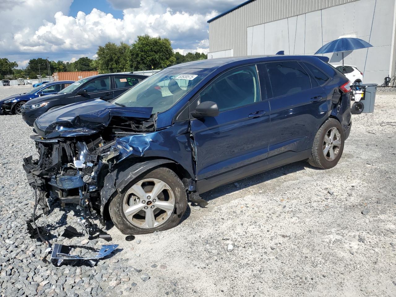 2017 Ford Edge SE, VIN 2FMPK3G94HBB41058 — Front end