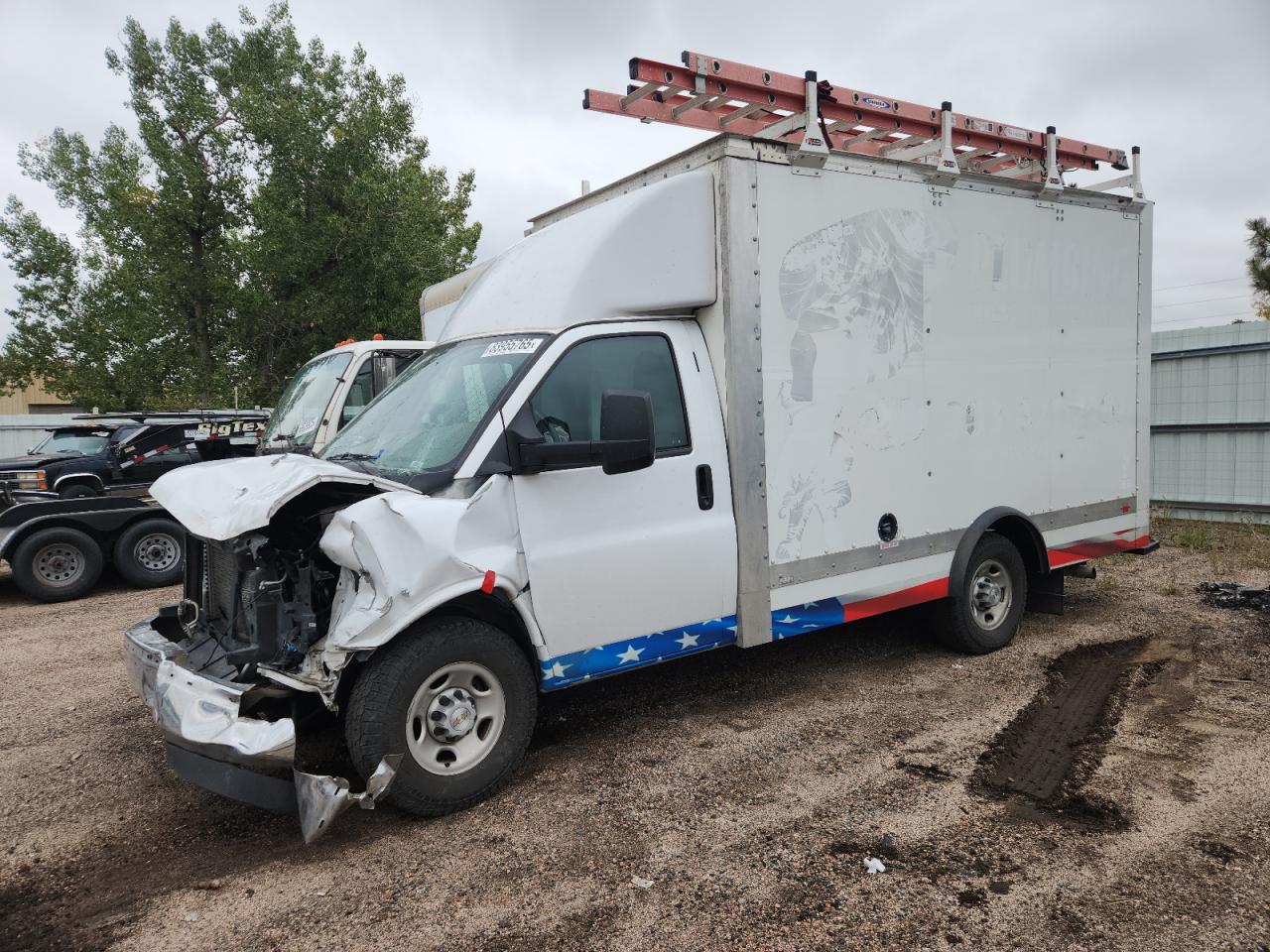 2023 Chevrolet Express Commercial, VIN 1HA0GRF78PN010501 — Front end