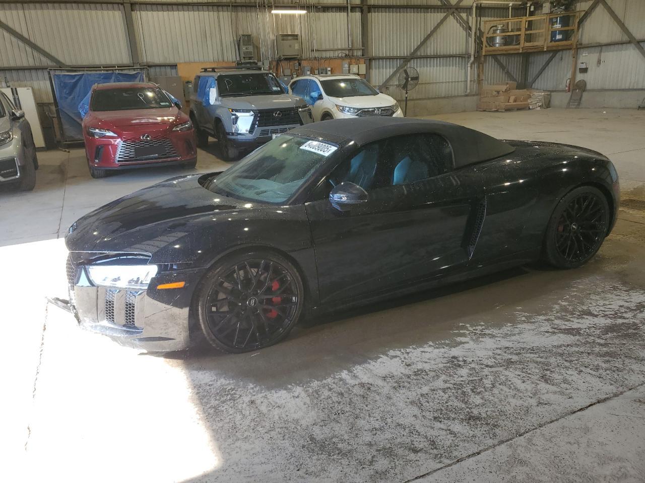 2018 Audi R8, VIN WUAVACFX6J7900308 — Front end
