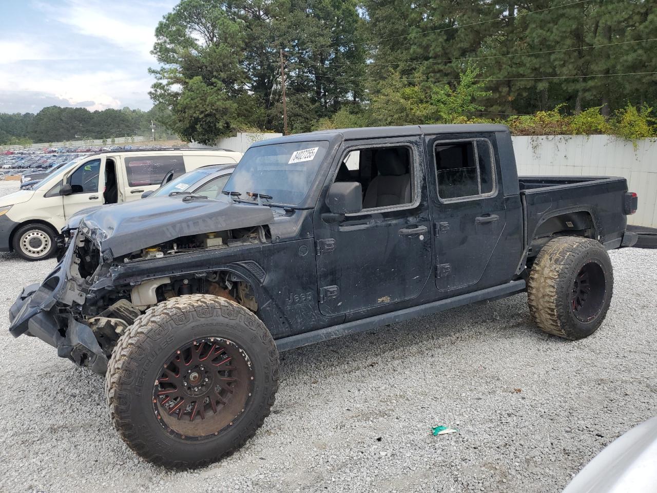 2021 Jeep Gladiator Willys, VIN 1C6HJTAG3ML571104 — Front end