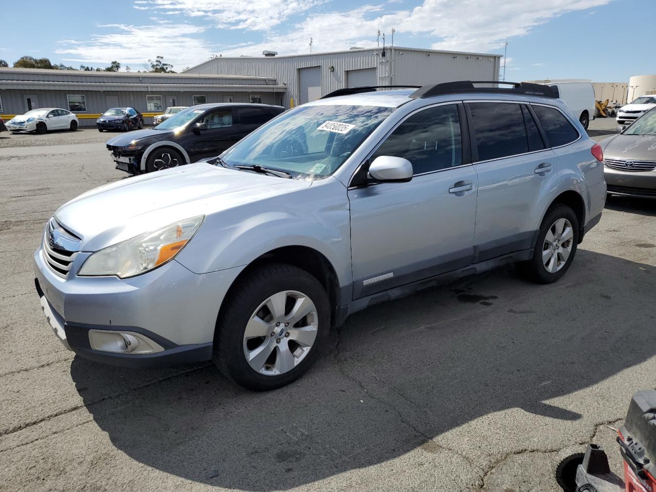 2012 Subaru Outback Limited, VIN 4S4BRBKC9C3254287 — Rear end