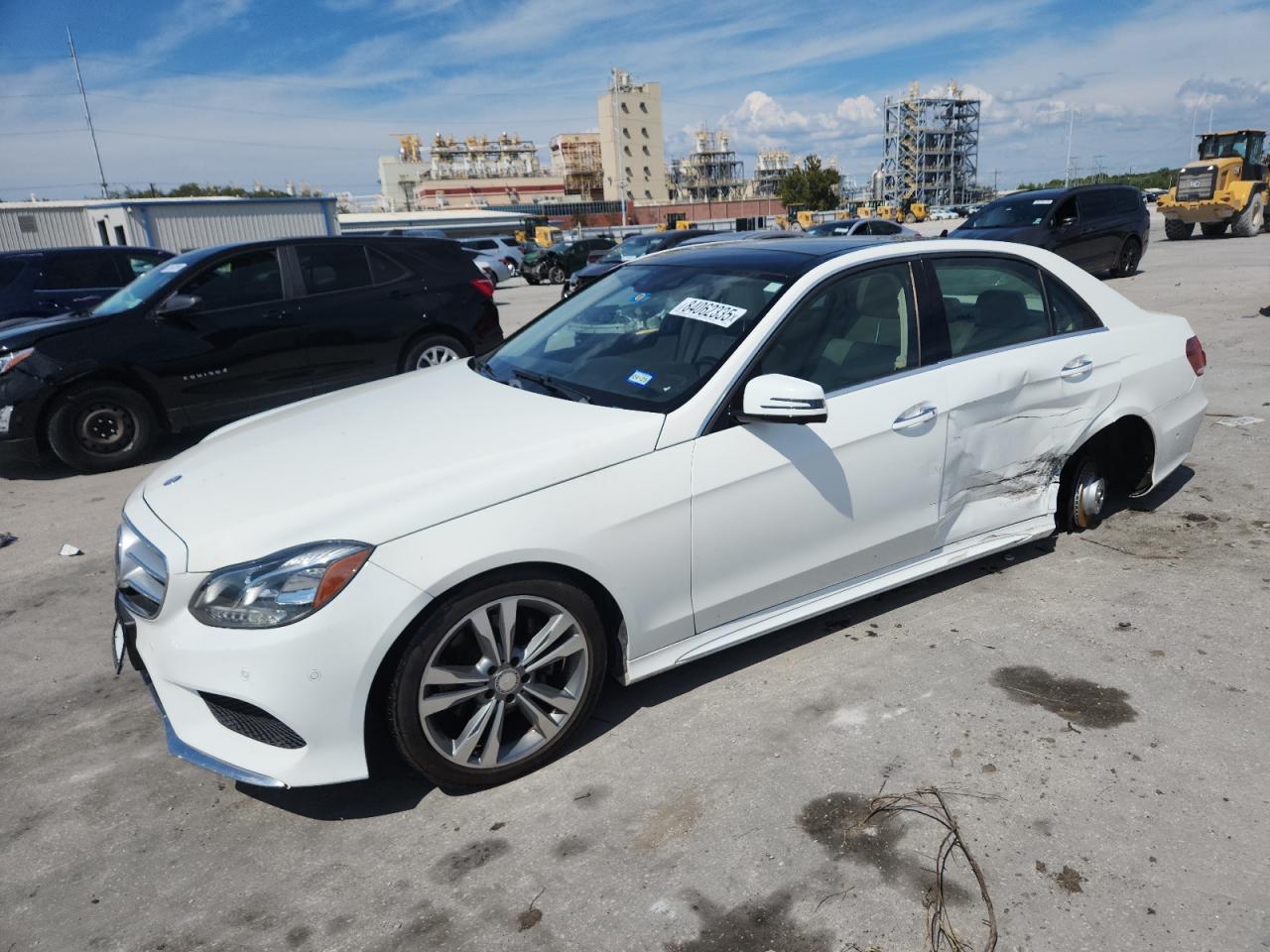 2016 Mercedes-Benz E 350 Sport, VIN WDDHF5KB8GB169989 — Frame damage