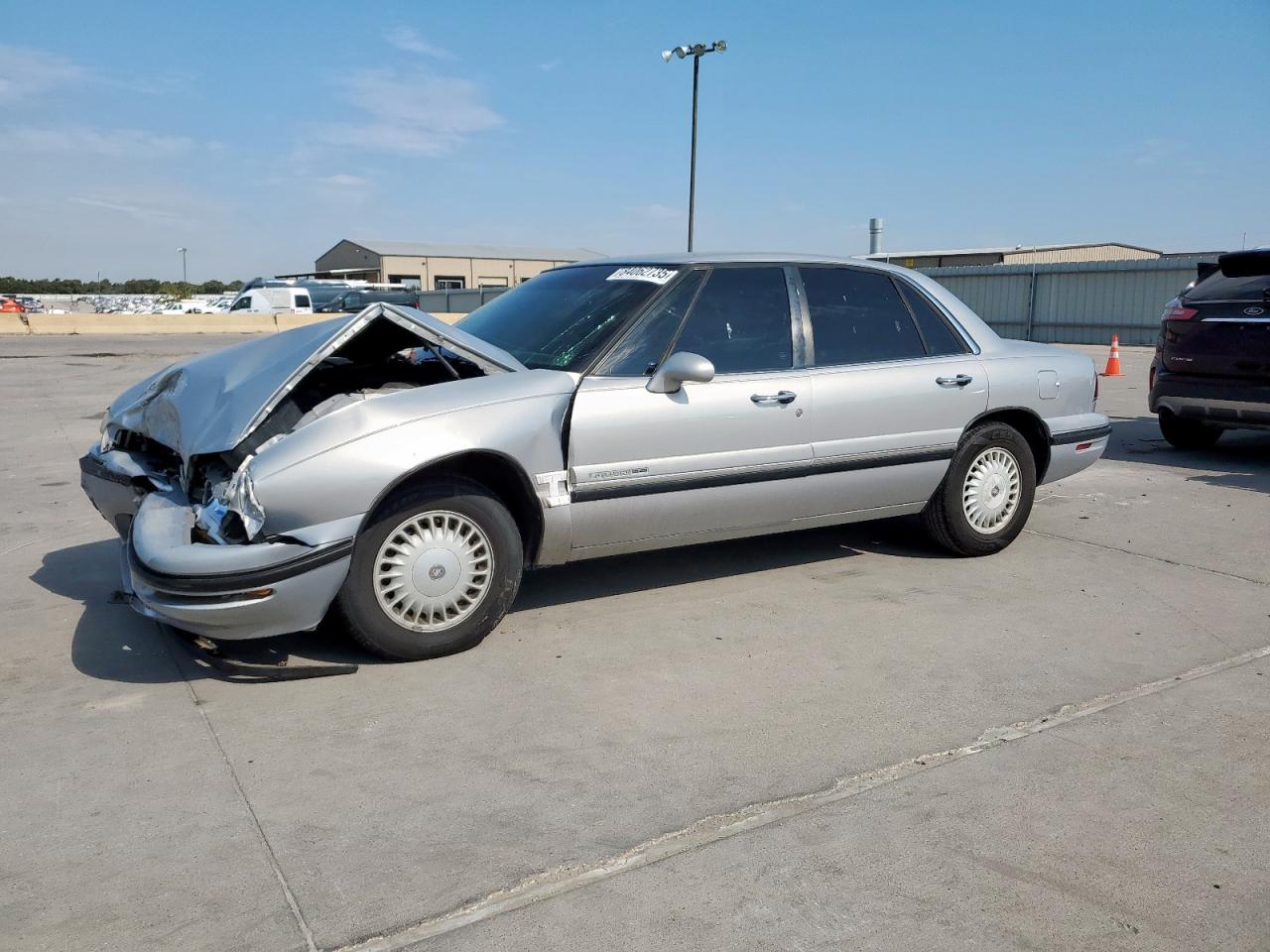 1998 Buick LeSabre Custom, VIN 1G4HP52K1WH527383 — Перед