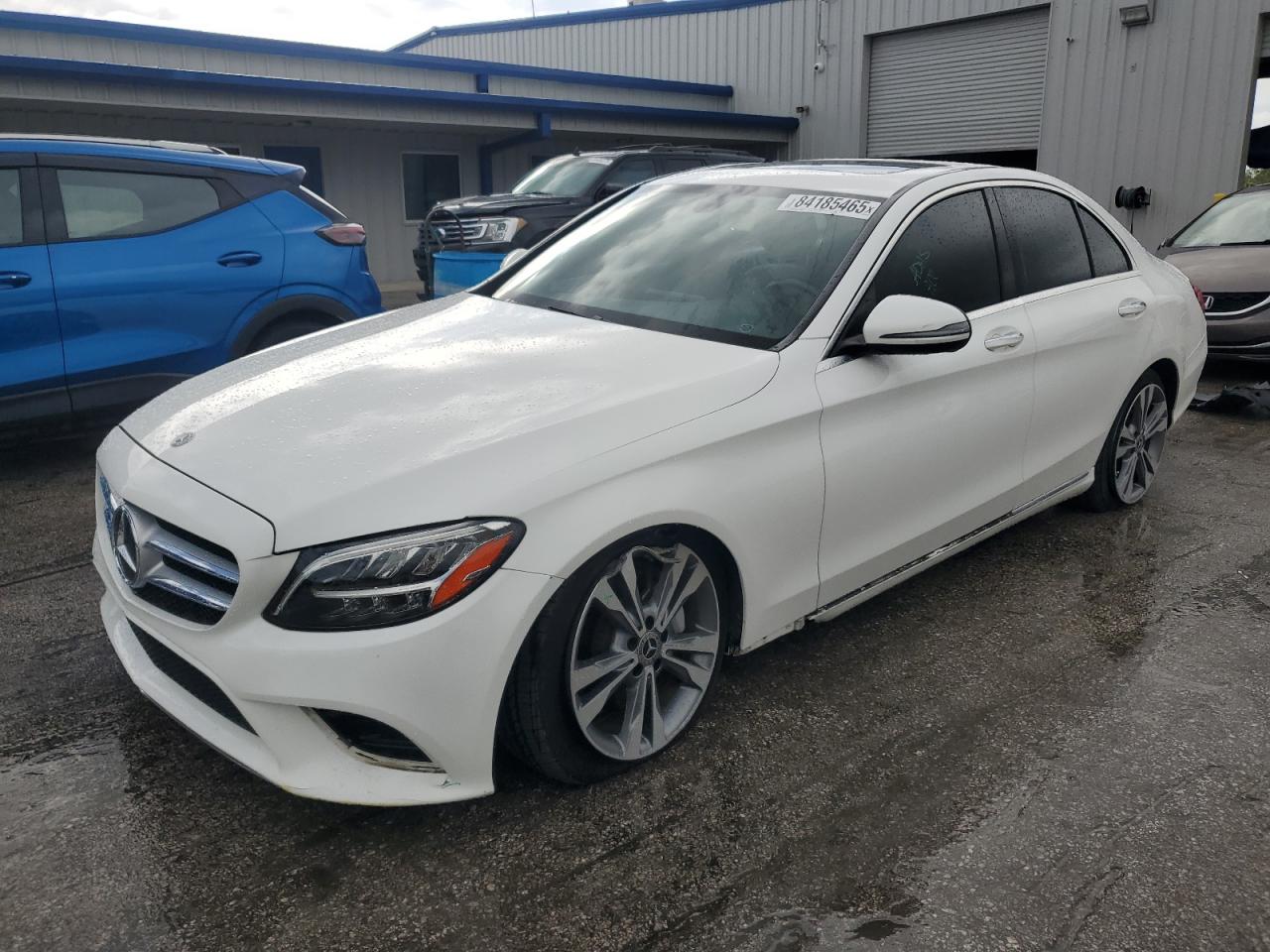 2019 Mercedes-Benz C 300, VIN 55SWF8DB2KU287315 — Undercarriage