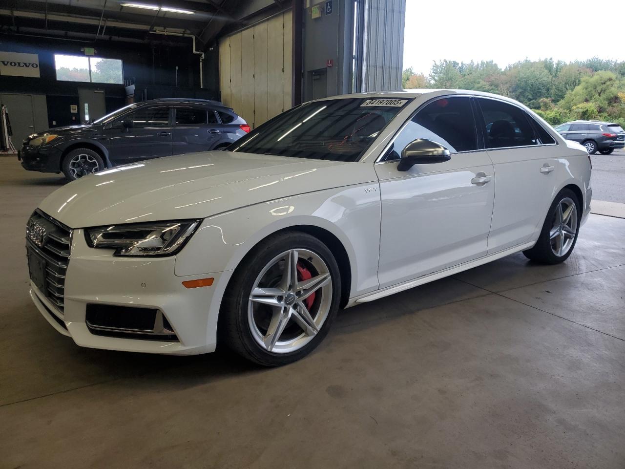2018 Audi S4 Premium Plus, VIN WAUB4AF42JA019445 — Фото с аукциона