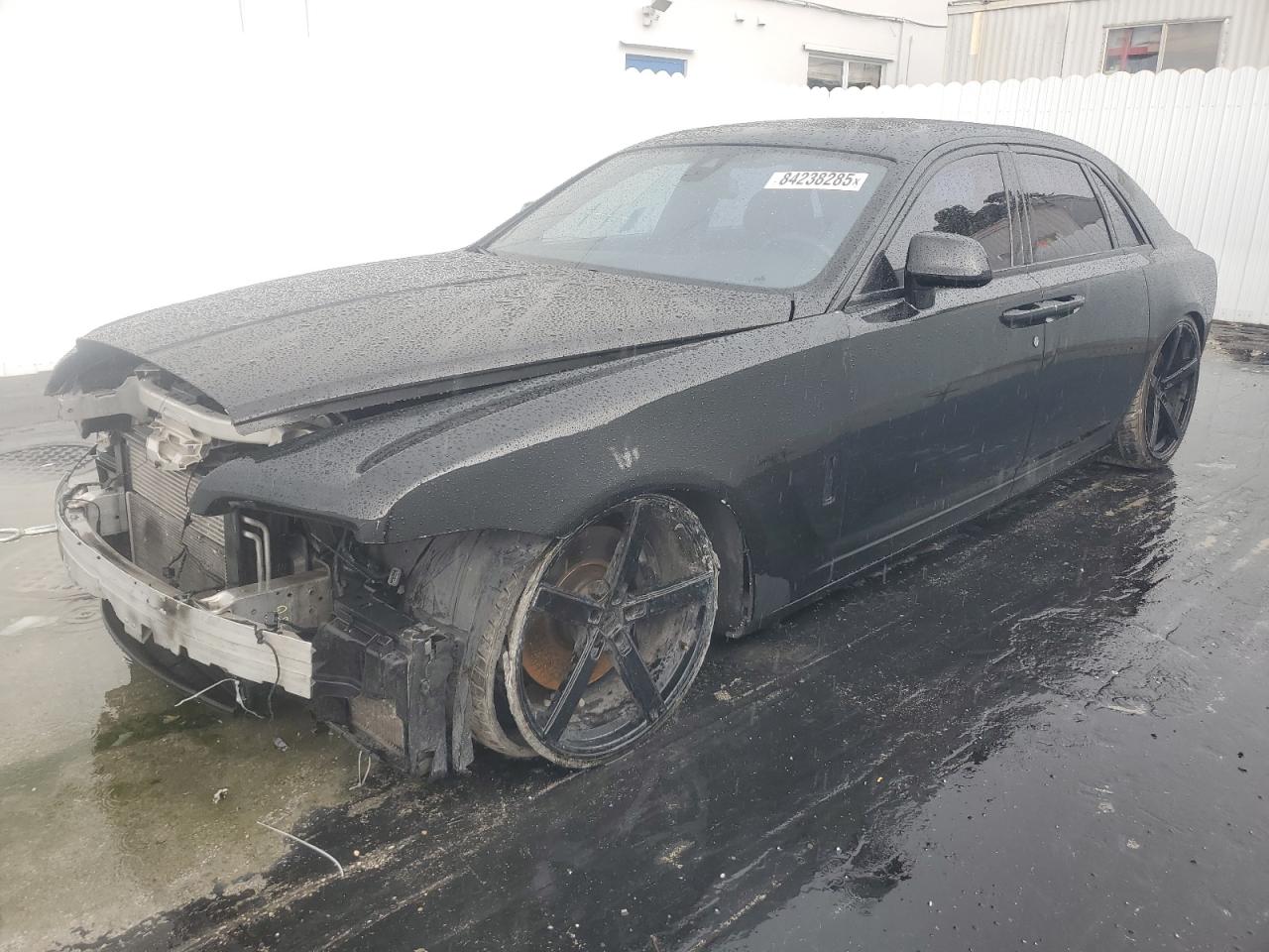 2014 Rolls-Royce Ghost, VIN SCA664S57EUX52746 — Front end