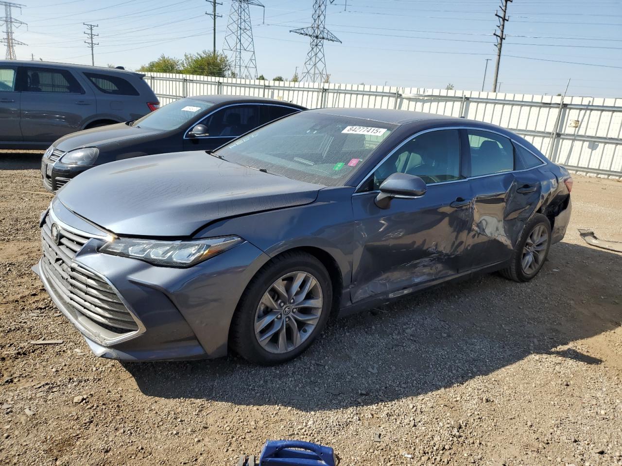 2019 Toyota Avalon Limited, VIN 4T1BZ1FB2KU032940 — Side