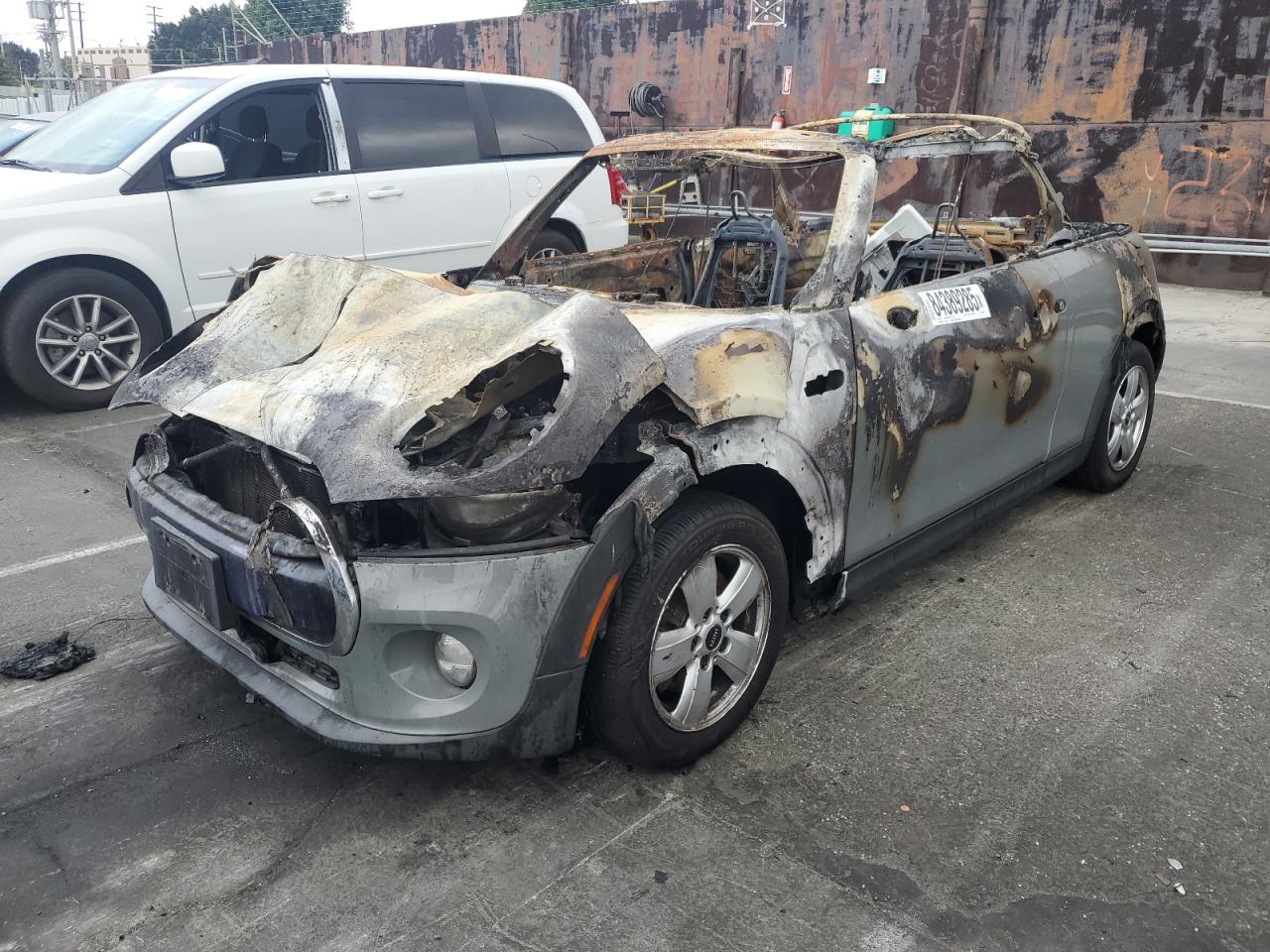 2016 MINI Convertible, VIN WMWWG5C55G3A83332 — Vandalism