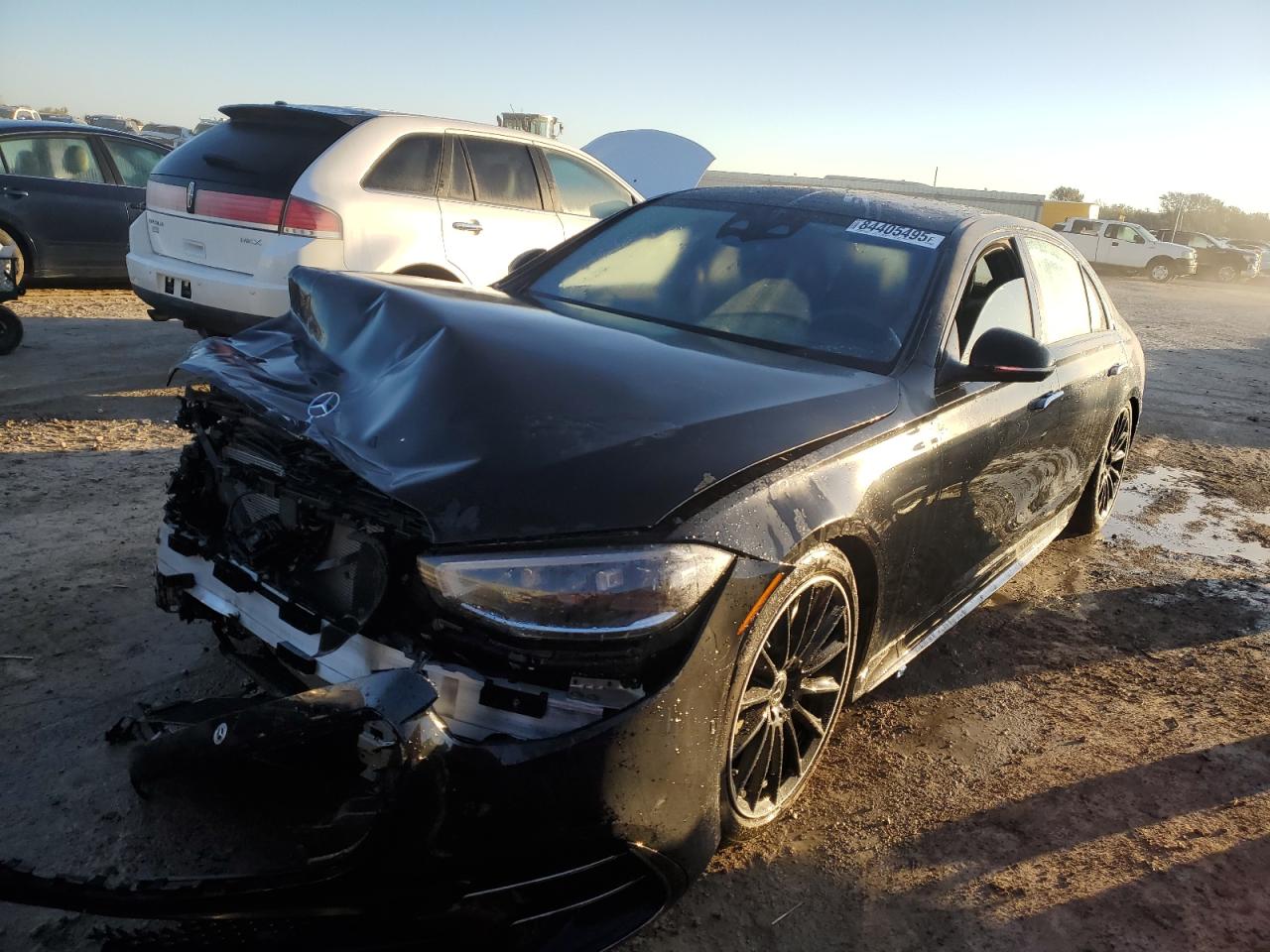 2025 Mercedes-Benz S 580, VIN W1K6G7GB4SA316512 — Front end
