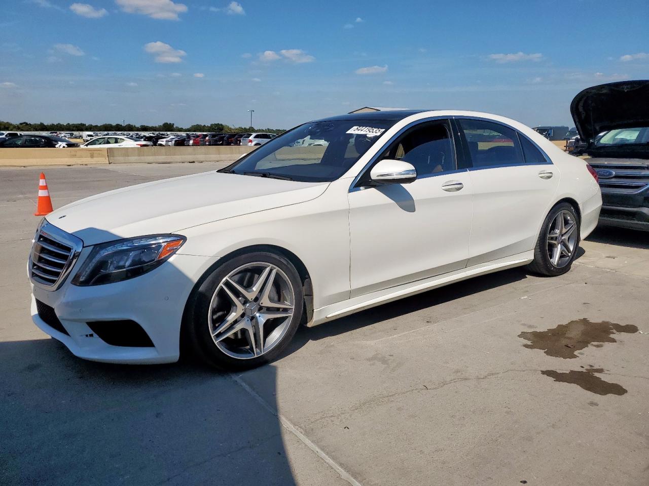 2015 Mercedes-Benz S 550, VIN WDDUG8FB6FA166147 — Minor dents and scratches