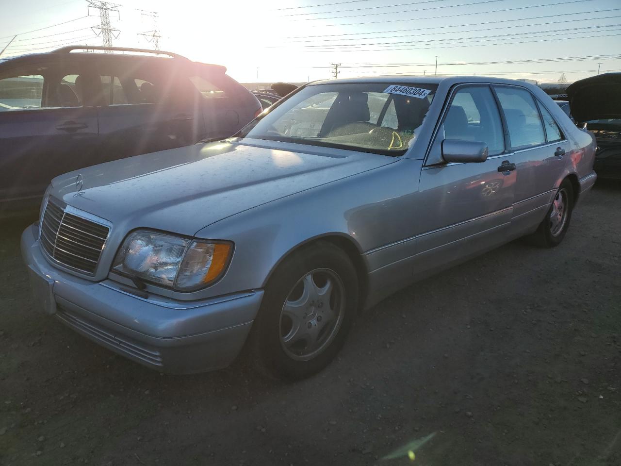 1998 Mercedes-Benz S 320/430/500, VIN WDBGA43G9WA402144 — Side