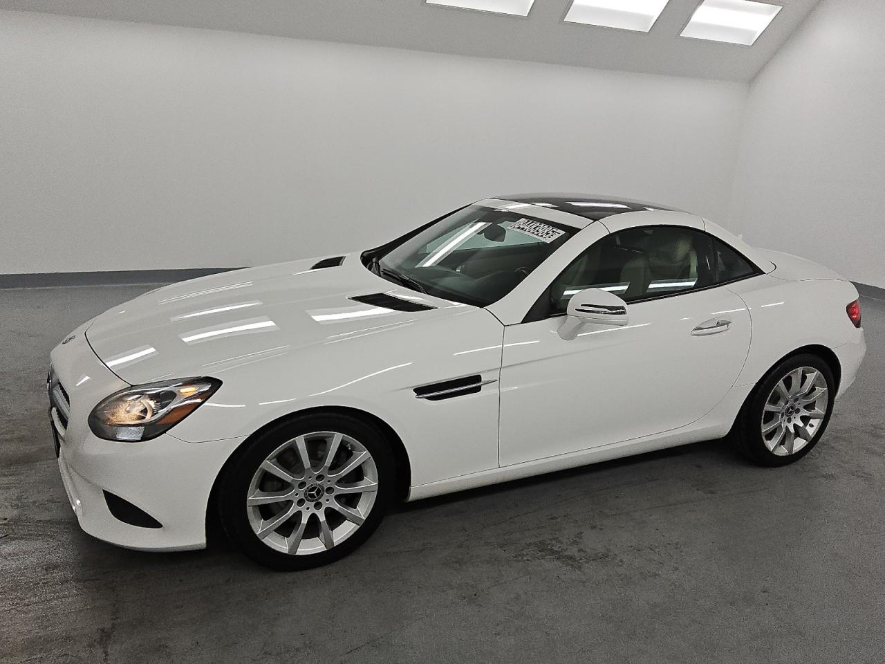 2018 Mercedes-Benz SLC 300, VIN WDDPK3JA1JF155470 — Auction photo