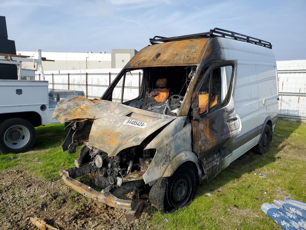 2007 Dodge Sprinter, VIN WD0PE745X75189128 — Пожар