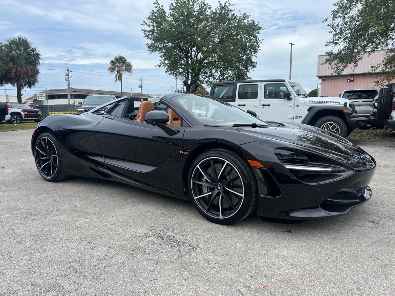 2019 McLaren 720S, VIN SBM14FCA6KW003704 — Обычный износ