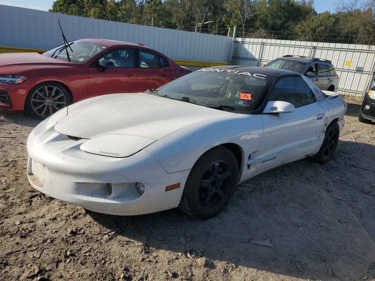 1998 Pontiac Firebird Formula, VIN 2G2FV22G0W2226035 — Side