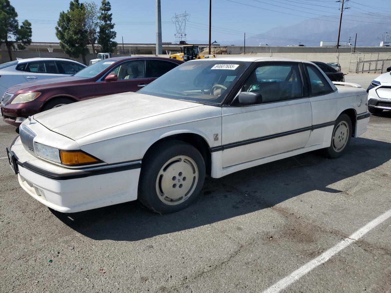 1989 Buick Regal, VIN 2G4WB14W6K1424245 — Minor dents and scratches