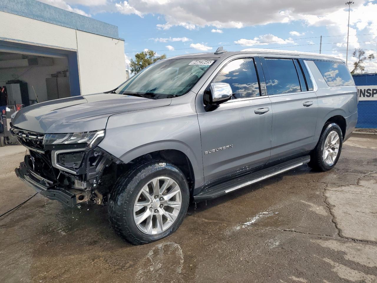 2021 Chevrolet Suburban Premier, VIN 1GNSKFKD7MR305476 — Missing or altered VIN