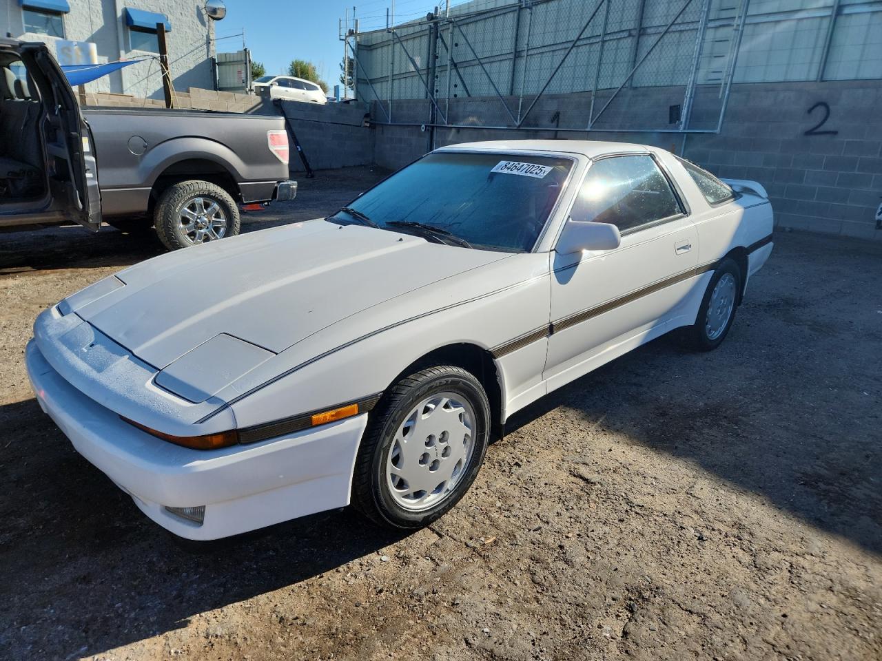 1987 Toyota Supra, VIN JT2MA70JXH0076149 — Minor dents and scratches