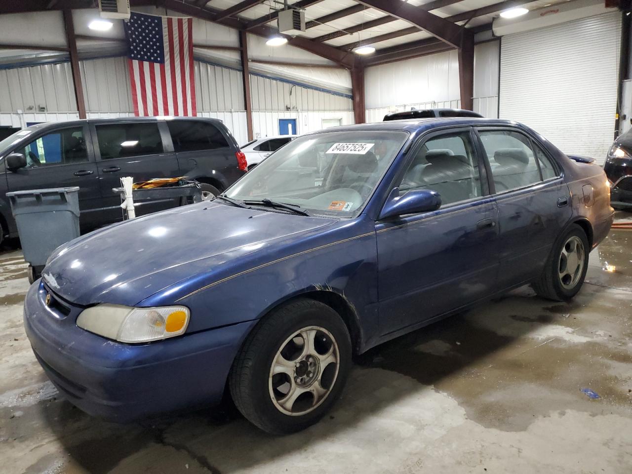 1998 Toyota Corolla LE, VIN 2T1BR18E2WC026490 — Front end