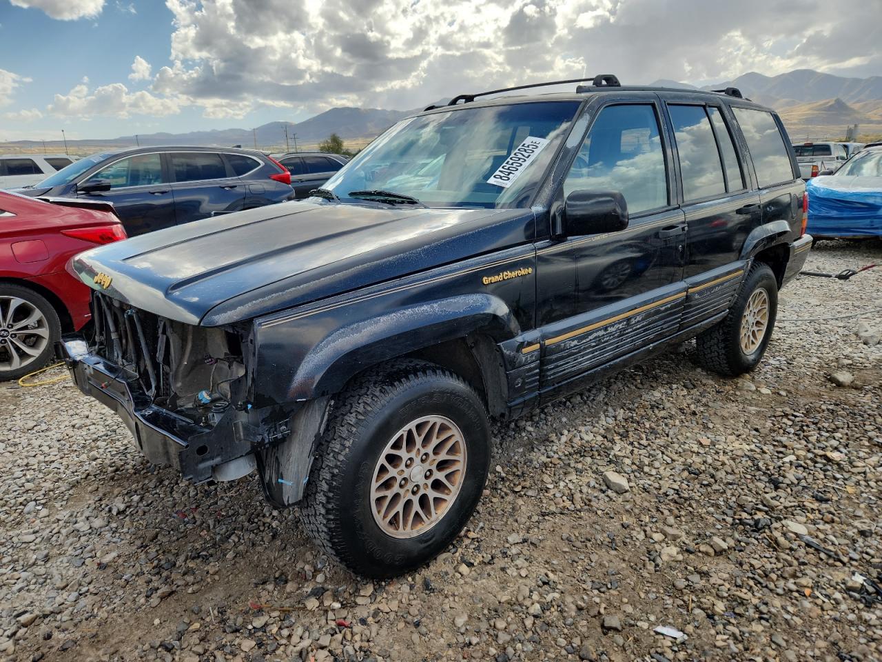 1993 Jeep Grand Cherokee Limited, VIN 1J4GZ78Y5PC544956 — Front end