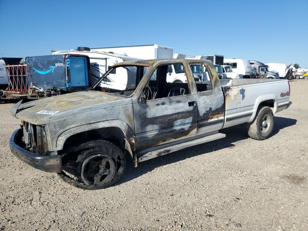 1998 GMC Sierra 2500, VIN 1GTGK29JXWE534571 — Burn