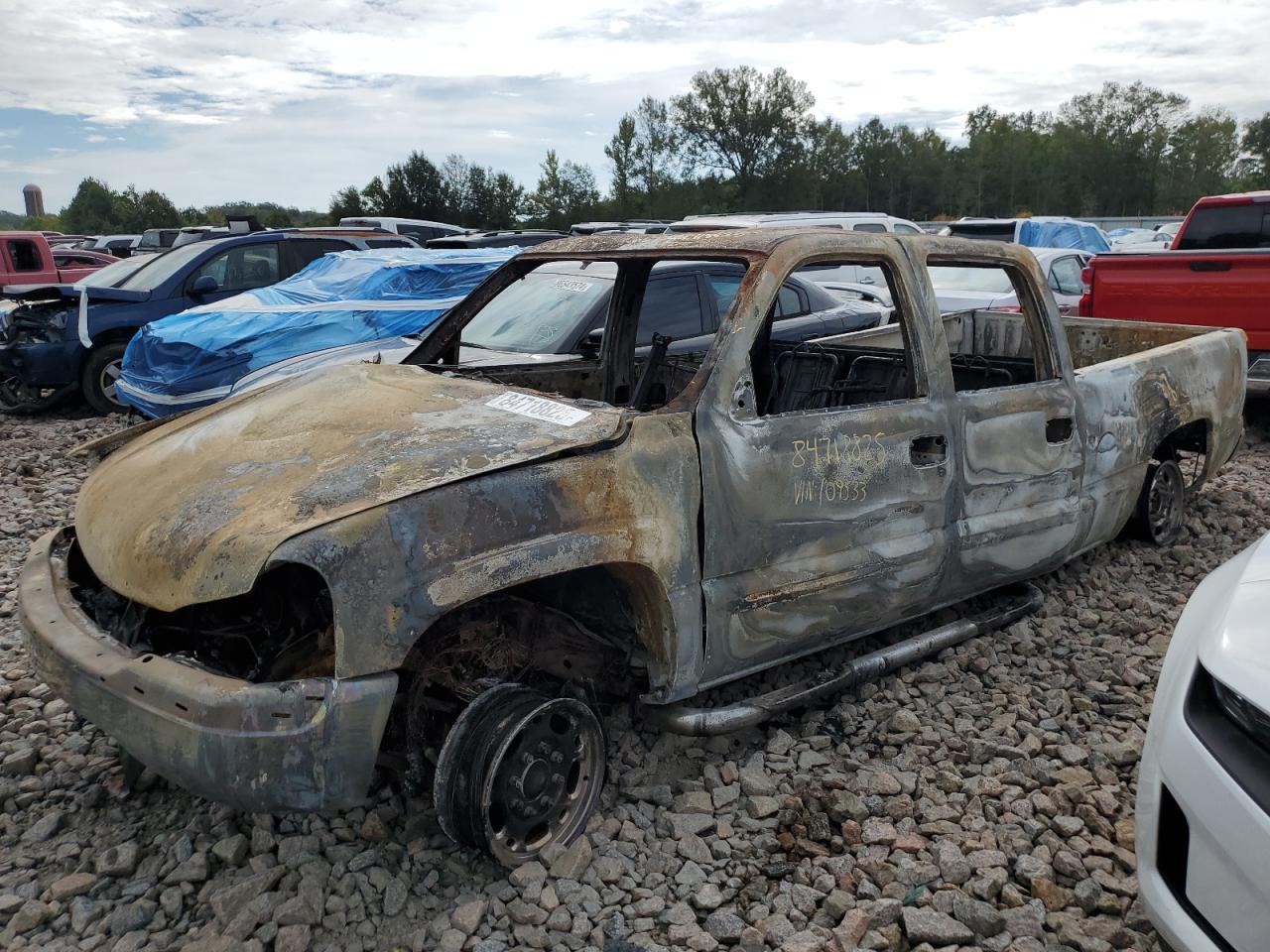 2002 GMC Sierra 1500HD SLE, VIN 1GTGK13U12F109533 — Burn
