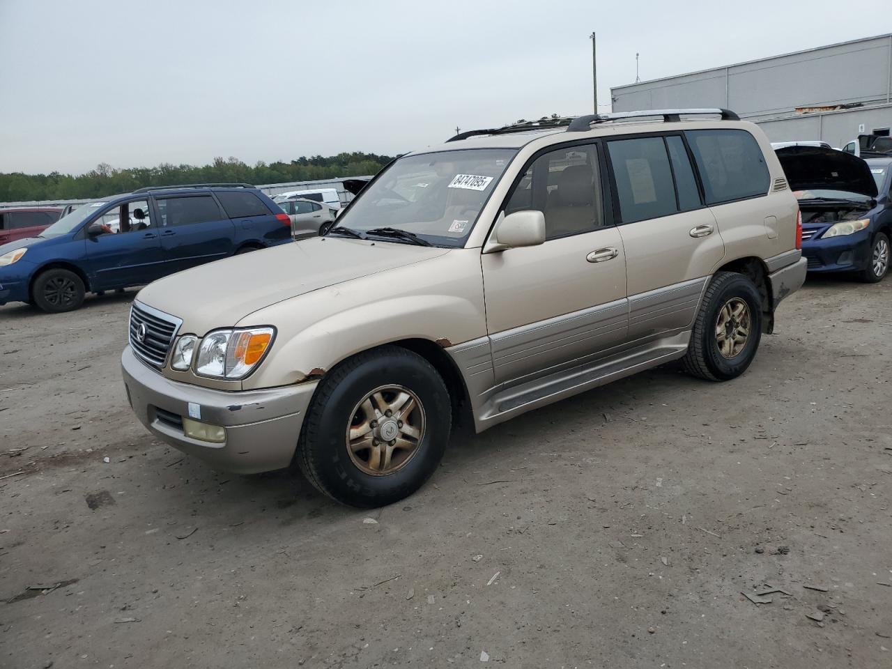 1998 Lexus LX 470, VIN JT6HT00W7W0016338 — Partial repair