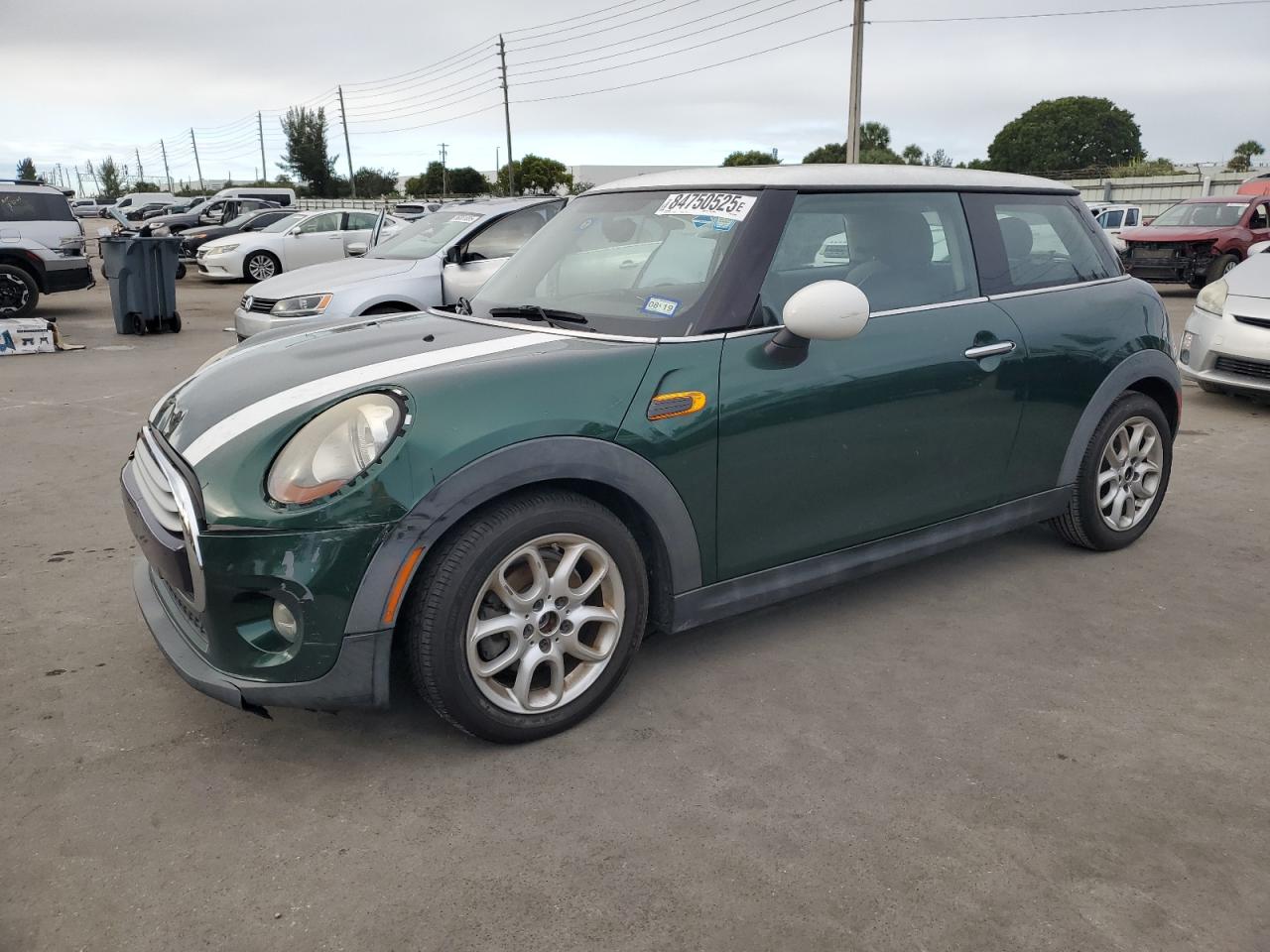 2014 MINI Hardtop, VIN WMWXM5C54ET972436 — Механическое