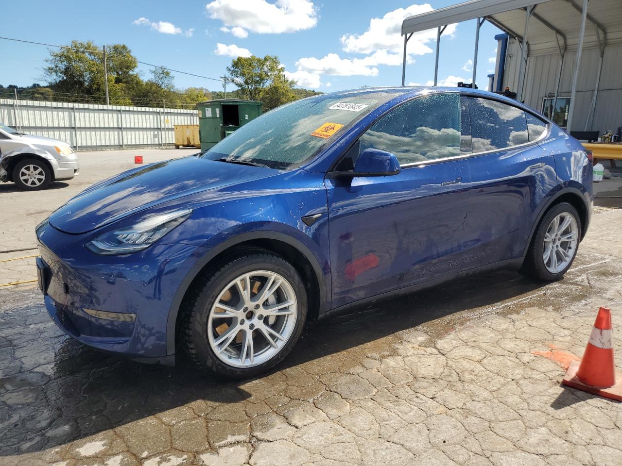 2021 Tesla Model Y Long Range, VIN 5YJYGDEE2MF066681 — Interior fire