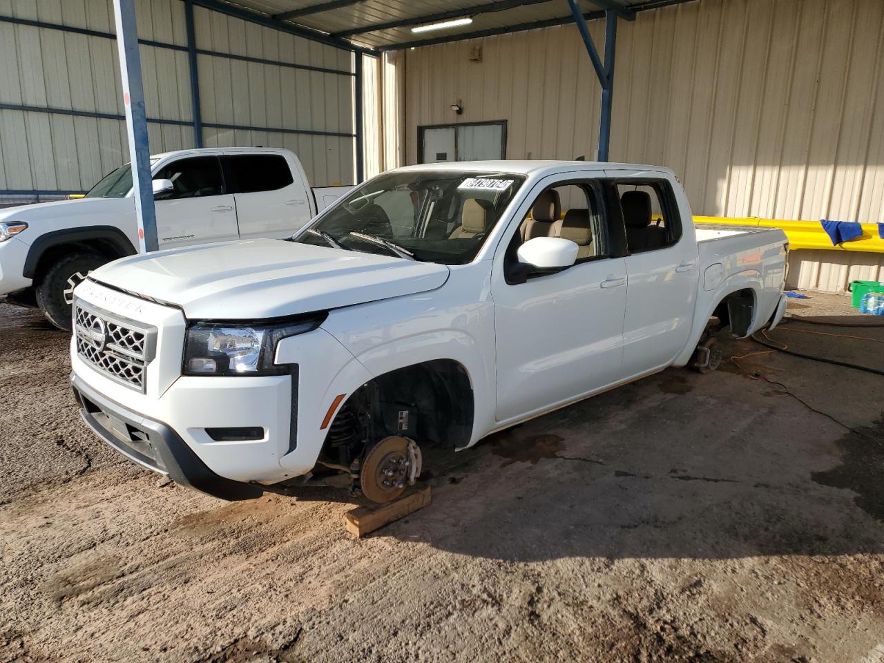 2023 Nissan Frontier SV, VIN 1N6ED1EK2PN668113 — Разукомплектован