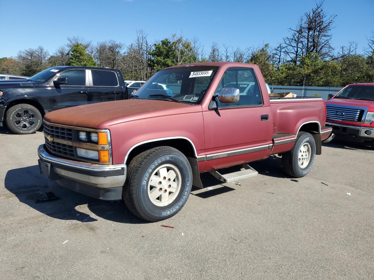 1988 Chevrolet K1500, VIN 1GCDK14H2JZ293950 — Minor dents and scratches